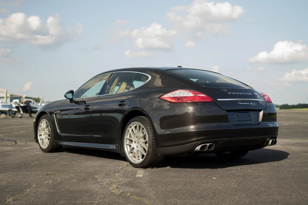 2010 Porsche 970 Panamera S - Image 19 of 31