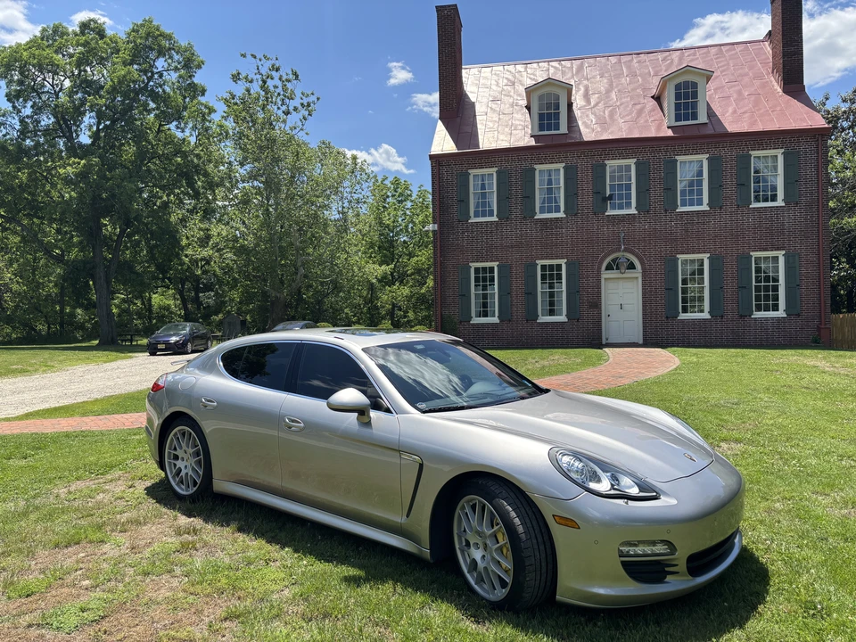 2010 Porsche 970 Panamera S - Image 13 of 31