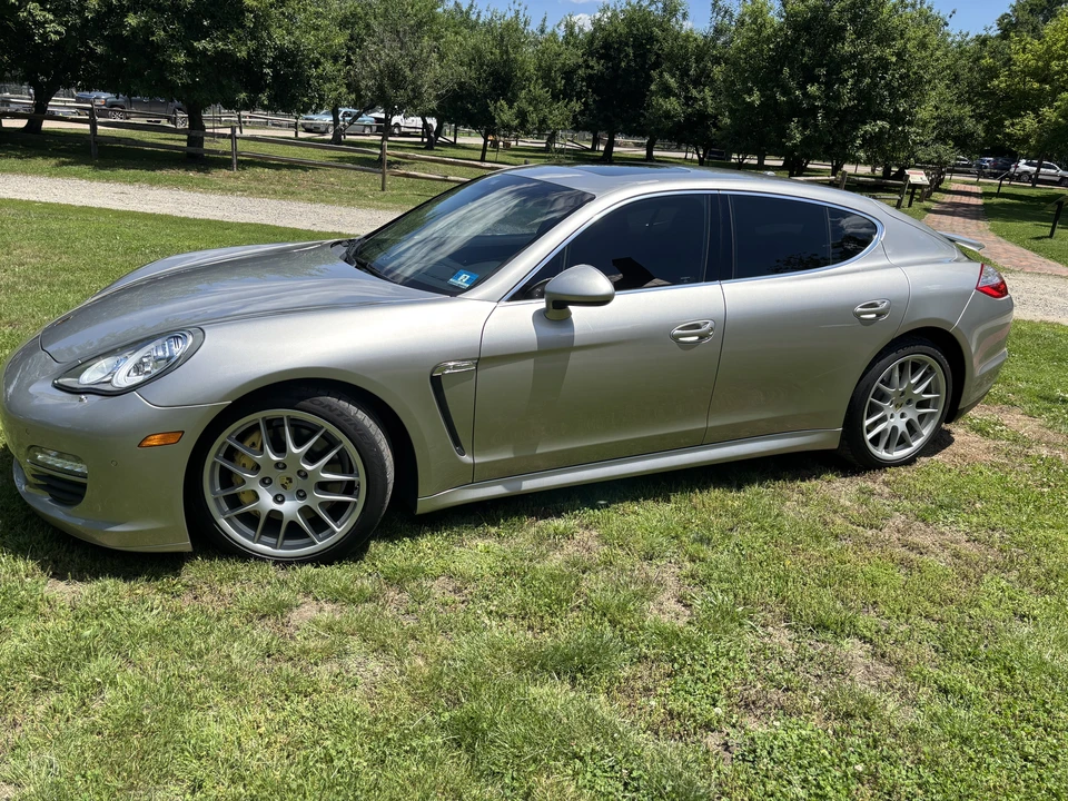 2010 Porsche 970 Panamera S - Image 2 of 31