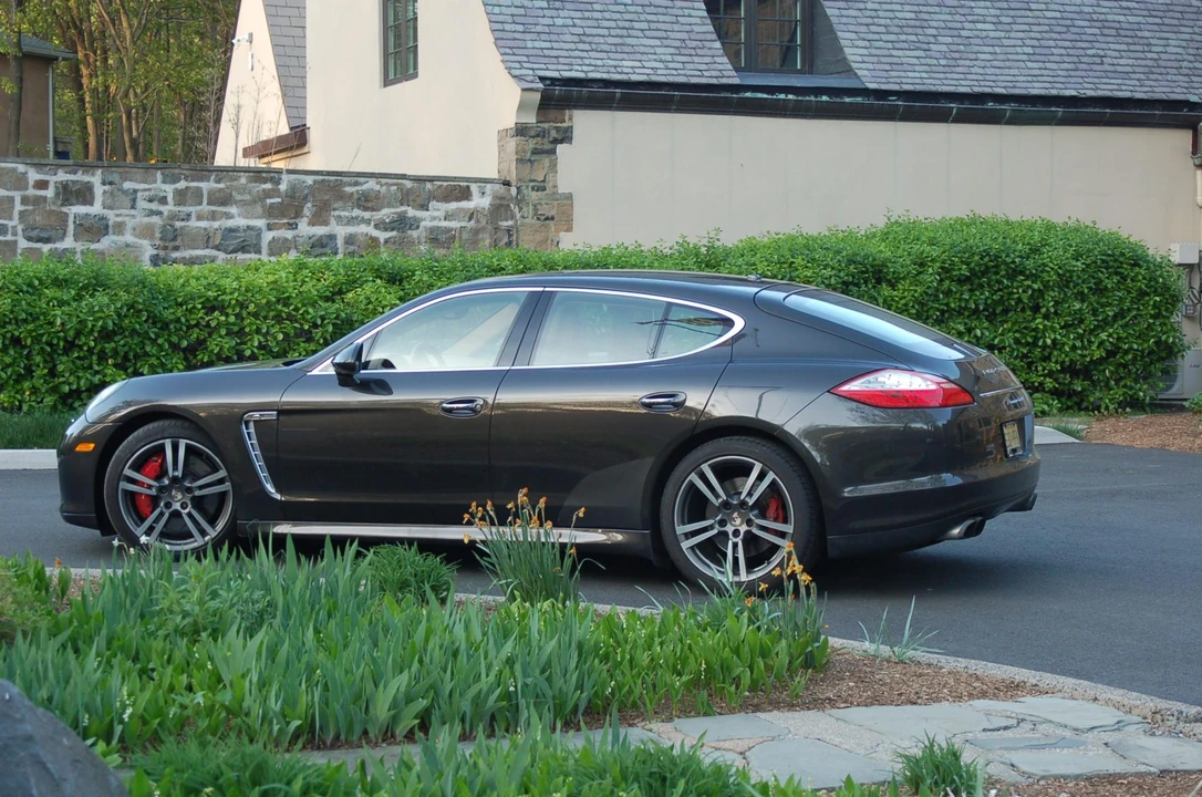 2010 Porsche 970 Panamera Turbo - Image 9 of 31