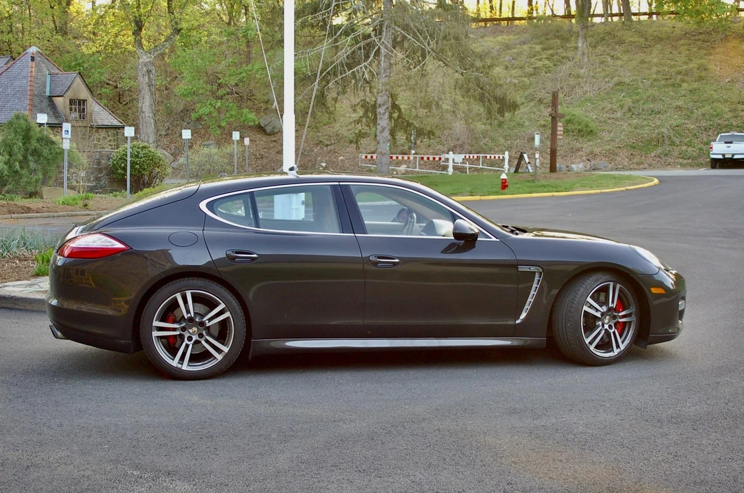 2010 Porsche 970 Panamera Turbo - Image 22 of 31