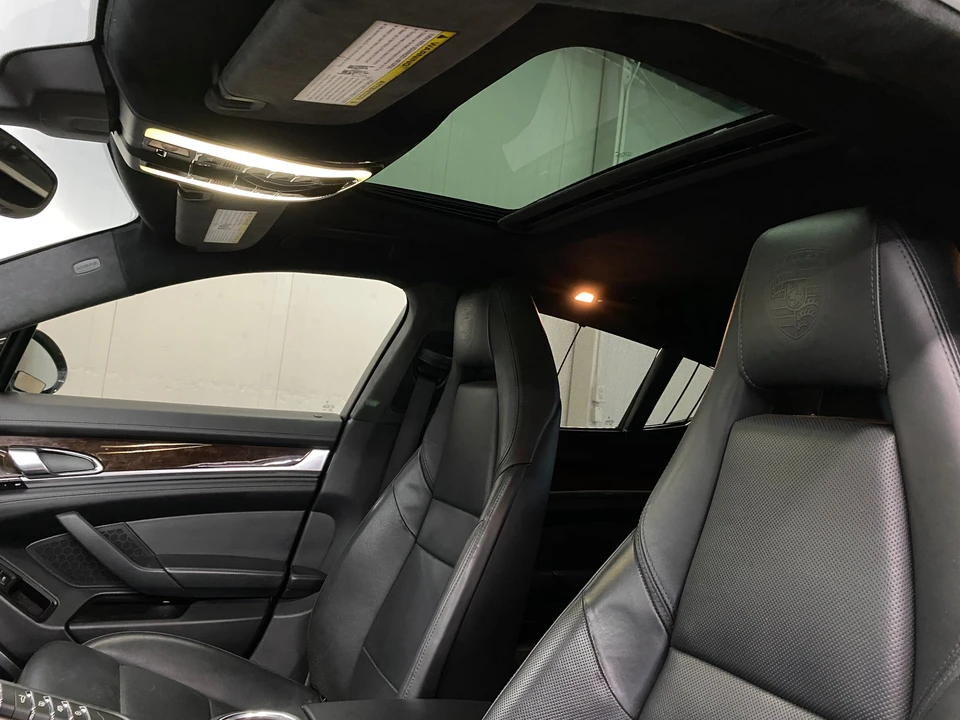 2010 Porsche 970 Panamera Turbo - Image 13 of 31