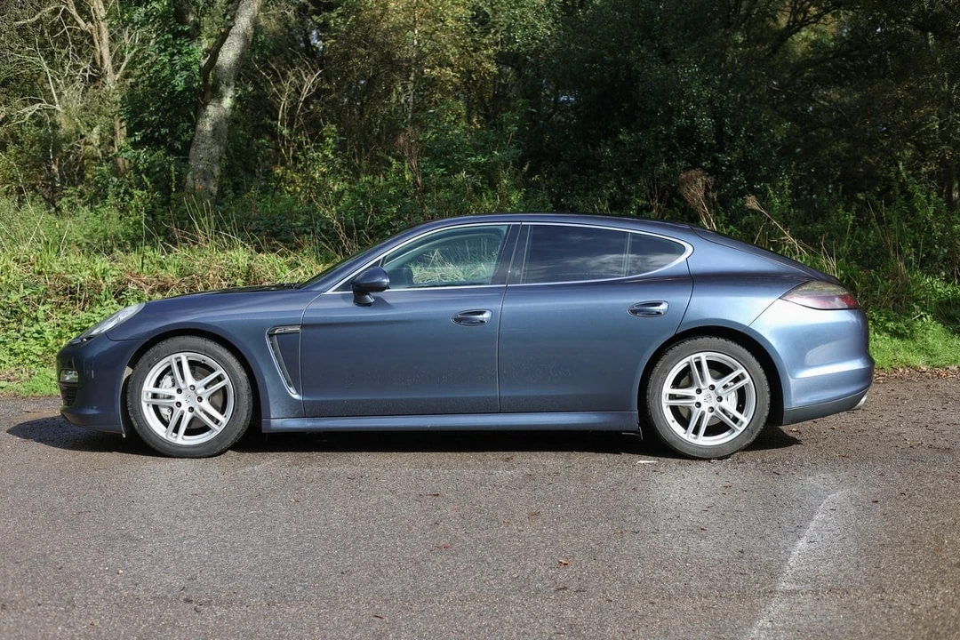 2010 Porsche 970 Panamera S - Image 12 of 30