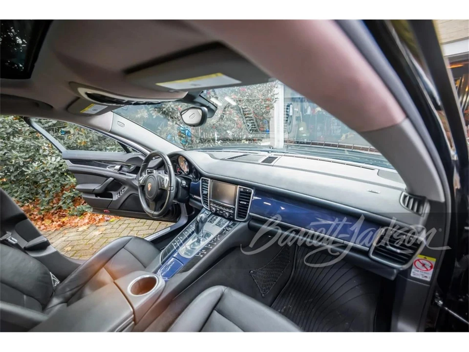 2010 Porsche 970 Panamera - Image 4 of 5