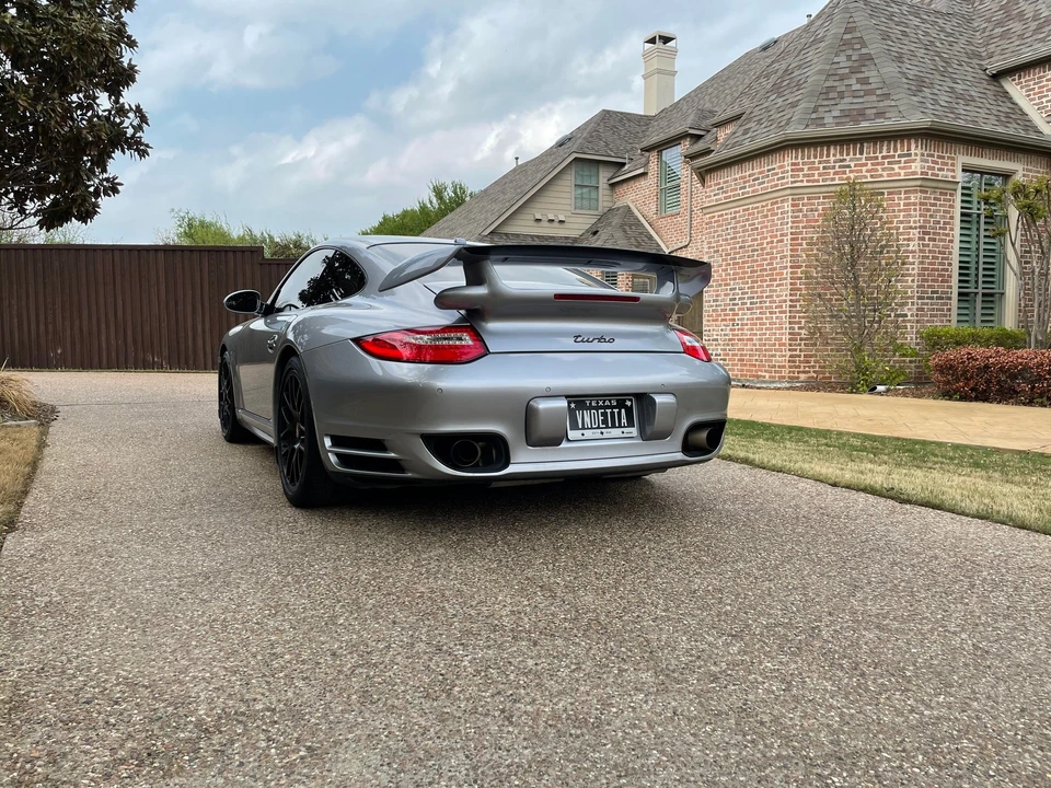 2010 Porsche 997 Turbo - Image 5 of 17
