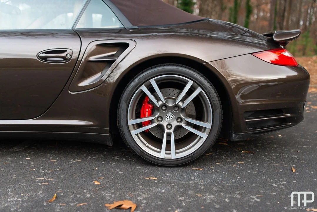 2010 Porsche 997 Turbo - Image 8 of 23