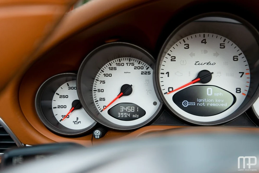 2010 Porsche 997 Turbo - Image 18 of 23
