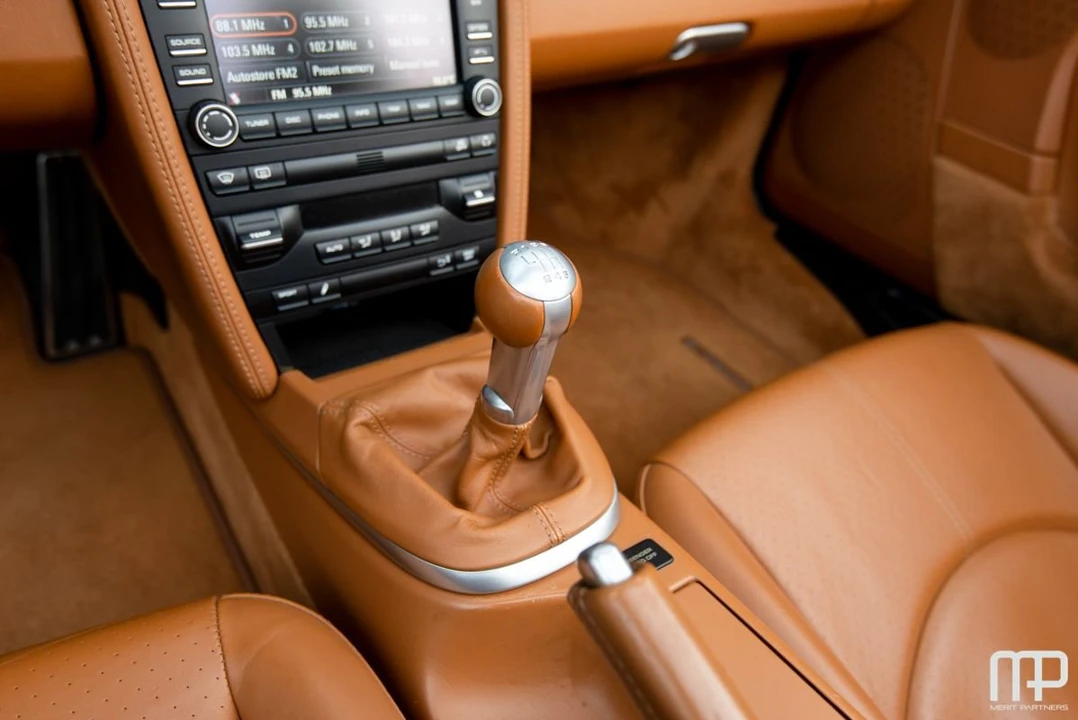 2010 Porsche 997 Turbo - Image 19 of 23