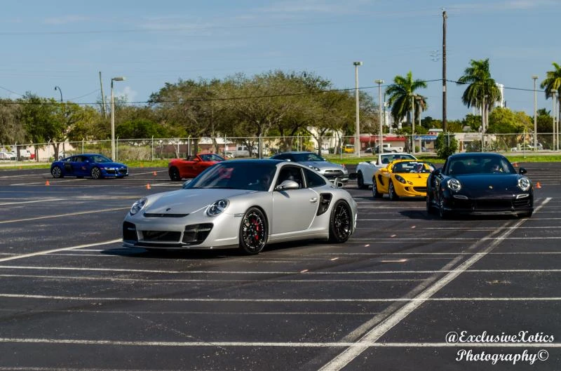 2010 Porsche 997 Turbo - Image 2 of 10
