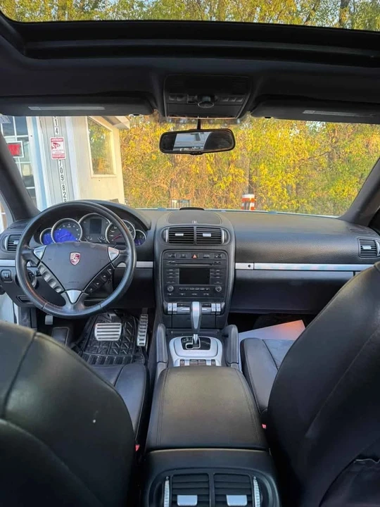 2010 Porsche 955/957 Cayenne - Image 6 of 11