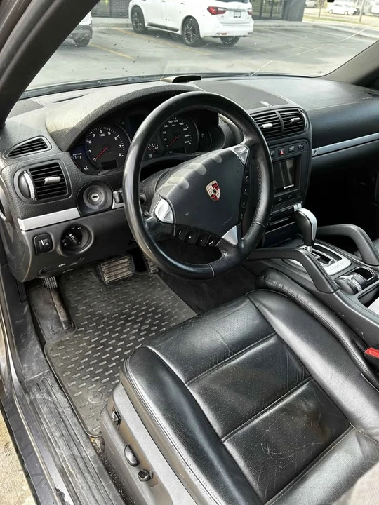 2010 Porsche 955/957 Cayenne - Image 11 of 13