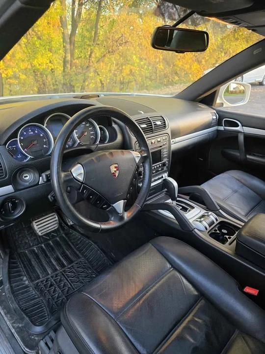 2010 Porsche 955/957 Cayenne - Image 7 of 10
