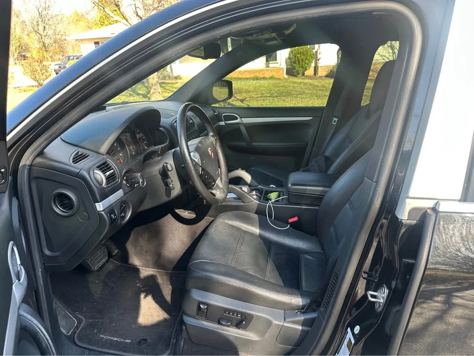 2010 Porsche 955/957 Cayenne - Image 10 of 11
