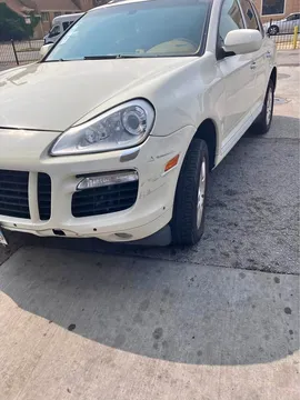 2010 Porsche Cayenne