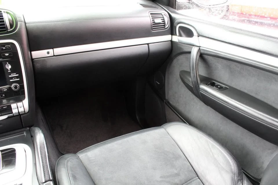 2010 Porsche 955/957 Cayenne - Image 12 of 20