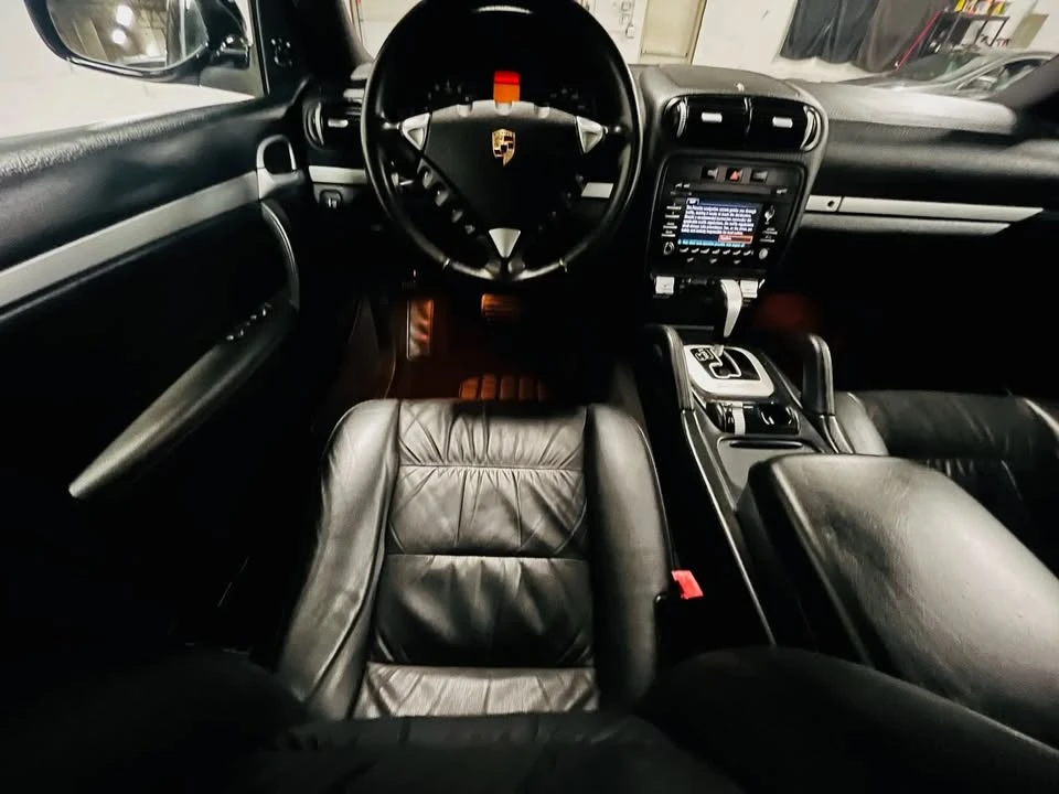 2010 Porsche 955/957 Cayenne - Image 12 of 20