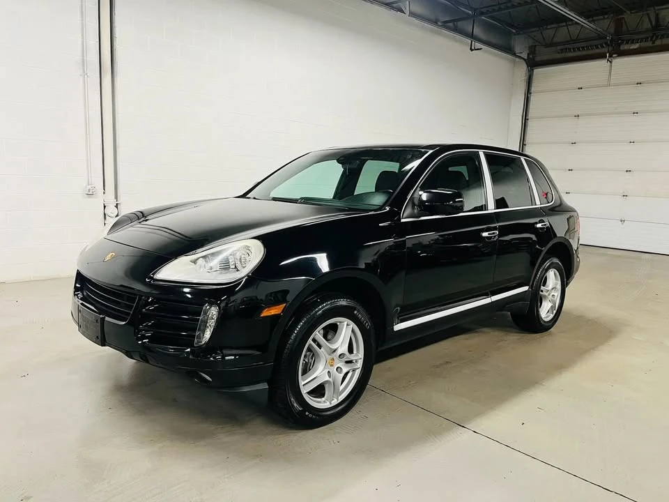 2010 Porsche 955/957 Cayenne - Image 2 of 20