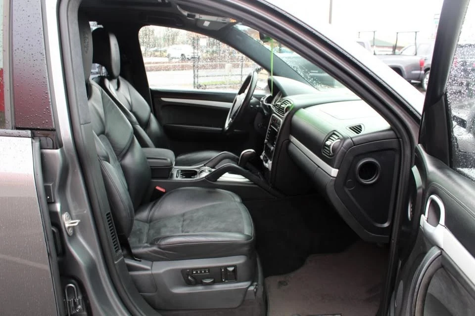 2010 Porsche 955/957 Cayenne - Image 15 of 20
