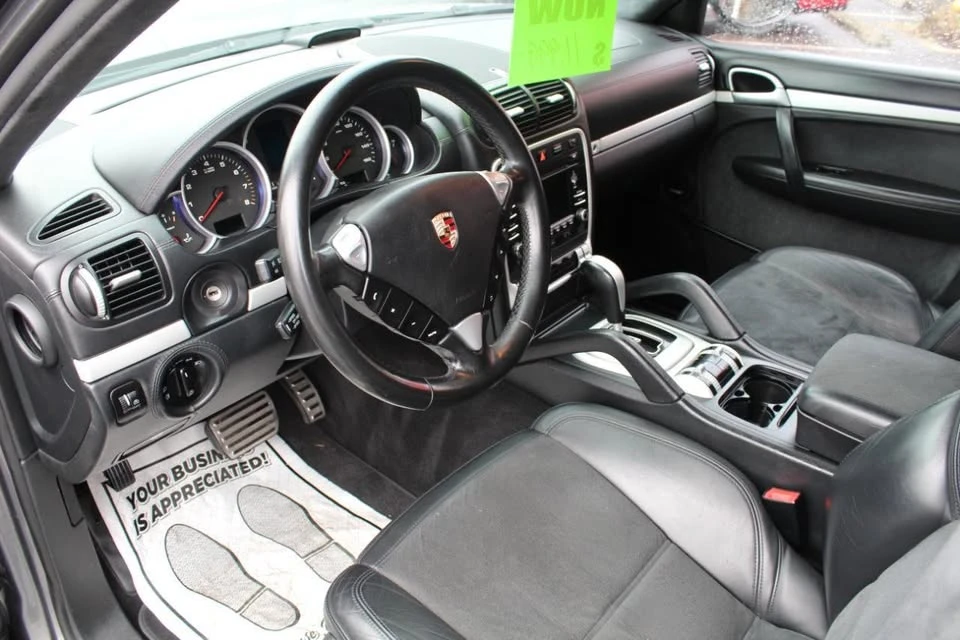 2010 Porsche 955/957 Cayenne - Image 10 of 20