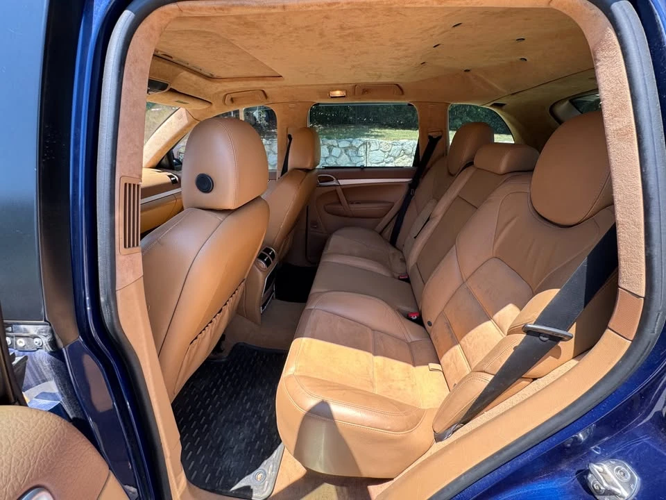 2010 Porsche 955/957 Cayenne GTS - Image 11 of 20