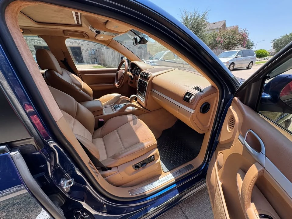 2010 Porsche 955/957 Cayenne GTS - Image 15 of 20