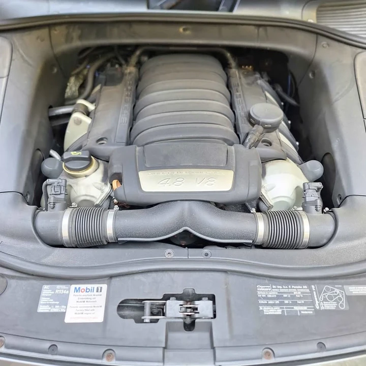 2010 Porsche 955/957 Cayenne GTS - Image 8 of 19