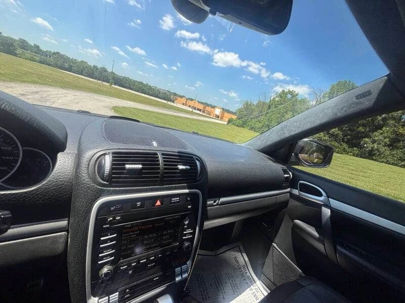 2010 Porsche 955/957 Cayenne GTS - Image 8 of 12