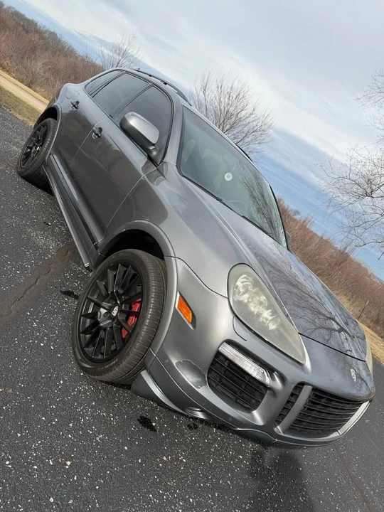 2010 Porsche 955/957 Cayenne GTS - Image 15 of 16