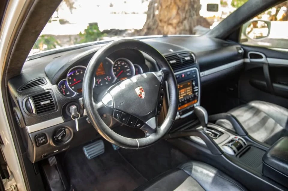 2010 Porsche 955/957 Cayenne GTS - Image 5 of 7