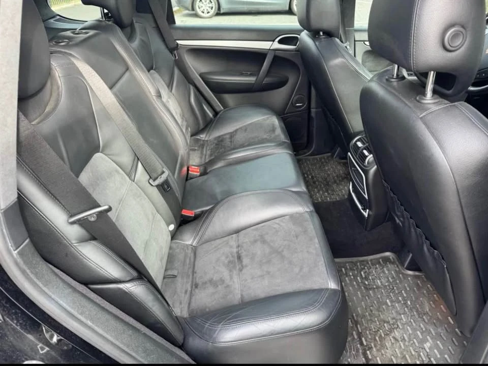 2010 Porsche 955/957 Cayenne GTS - Image 14 of 18
