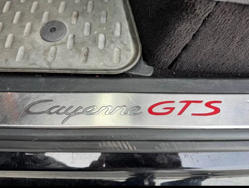 2010 Porsche 955/957 Cayenne GTS - Image 13 of 18