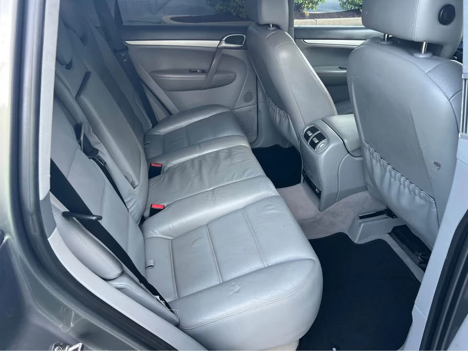 2010 Porsche 955/957 Cayenne S - Image 12 of 18