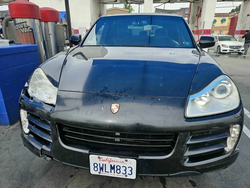 2010 Porsche 955/957 Cayenne S - Image 4 of 8