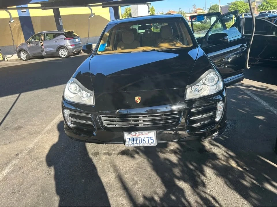 2010 Porsche 955/957 Cayenne S - Image 6 of 10