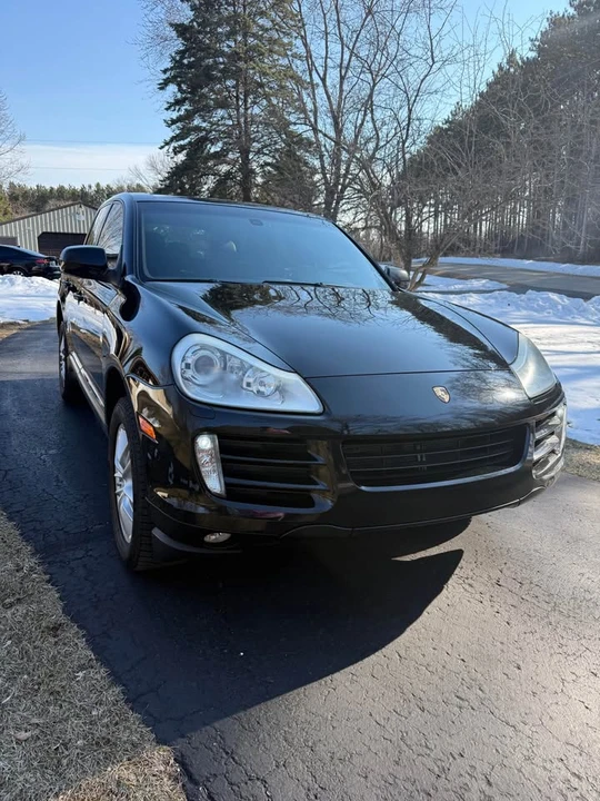 2010 Porsche 955/957 Cayenne S - Image 3 of 17
