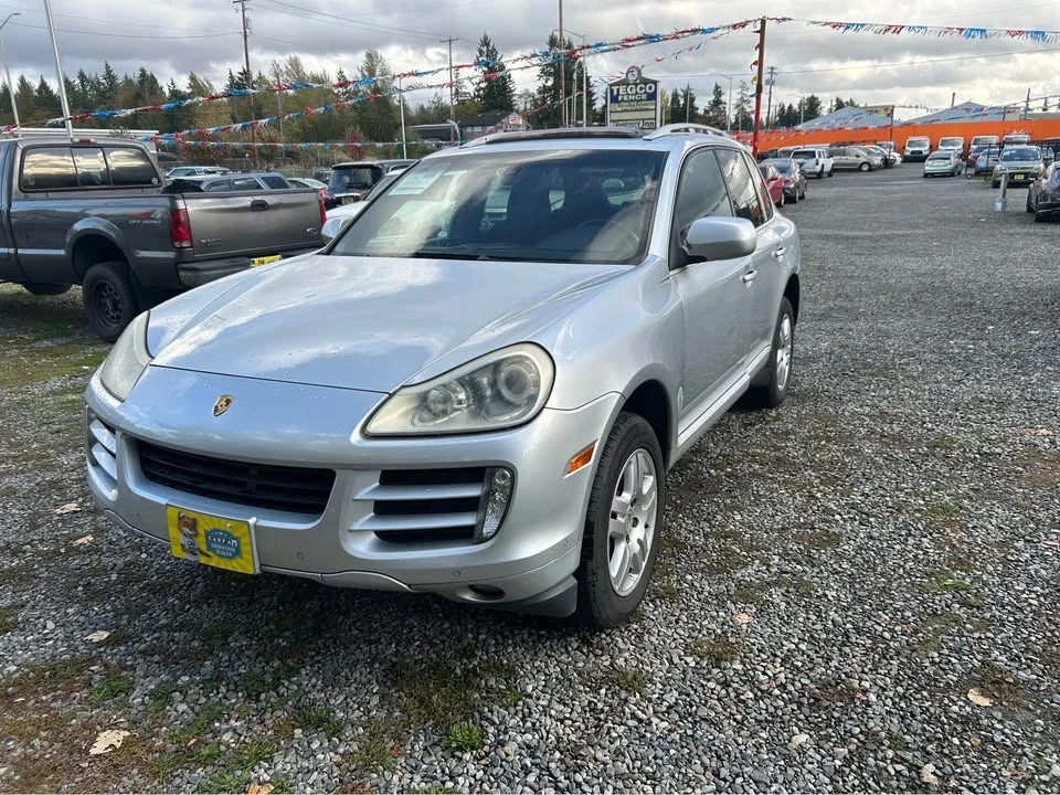 2010 Porsche 955/957 Cayenne - Image 2 of 19