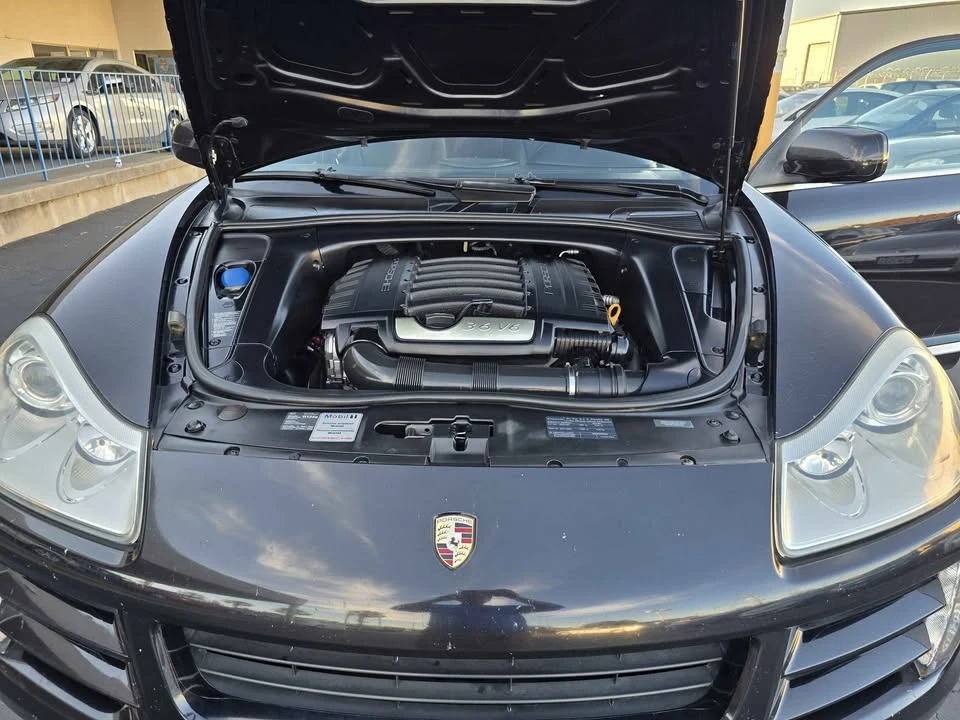 2010 Porsche 958 Cayenne - Image 16 of 16