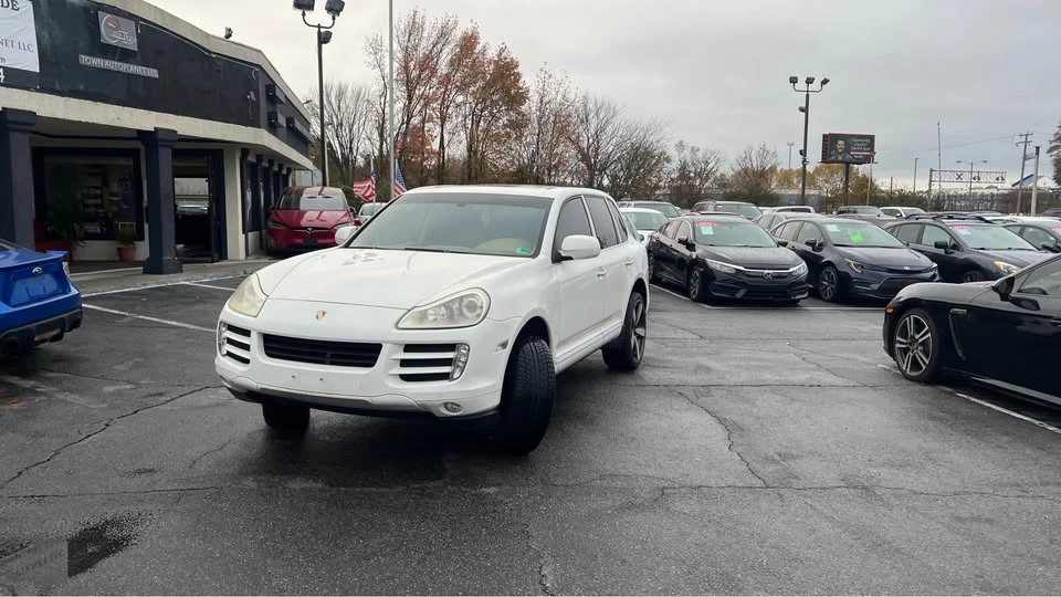 2010 Porsche 955/957 Cayenne - Image 4 of 14