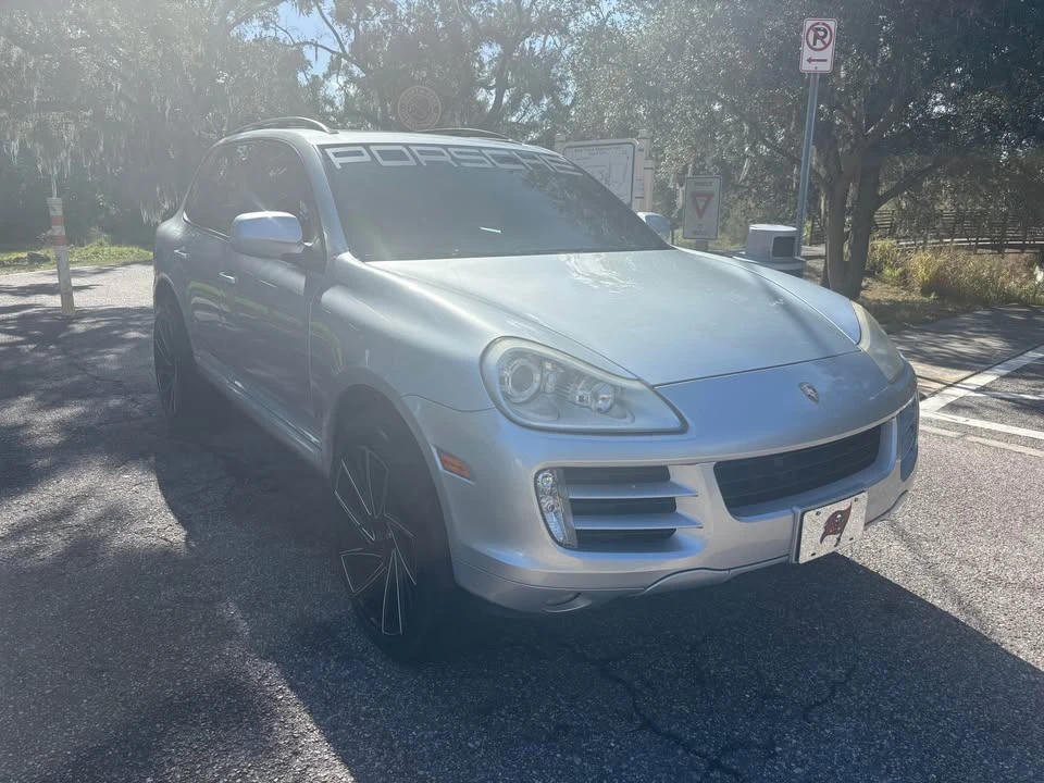2010 Porsche 955/957 Cayenne - Image 3 of 13