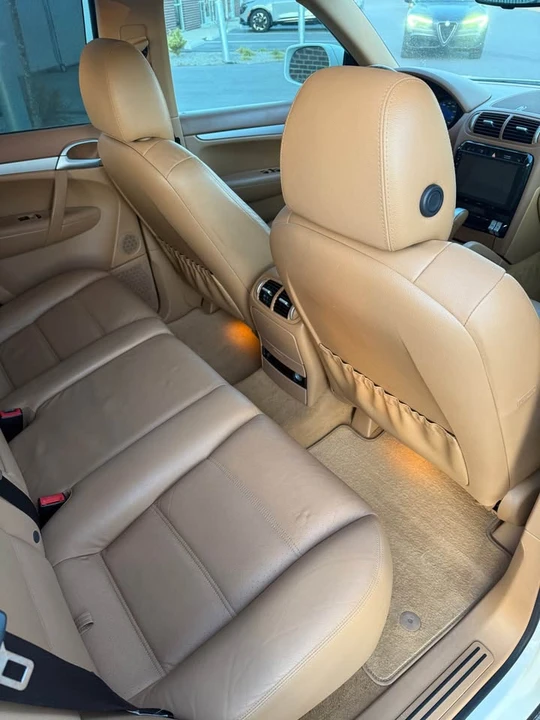 2010 Porsche 955/957 Cayenne - Image 15 of 17