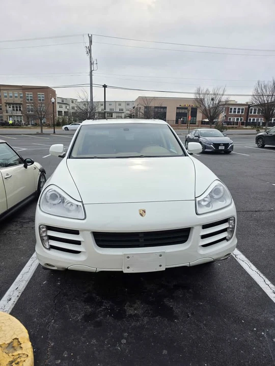 2010 Porsche 955/957 Cayenne - Image 2 of 6
