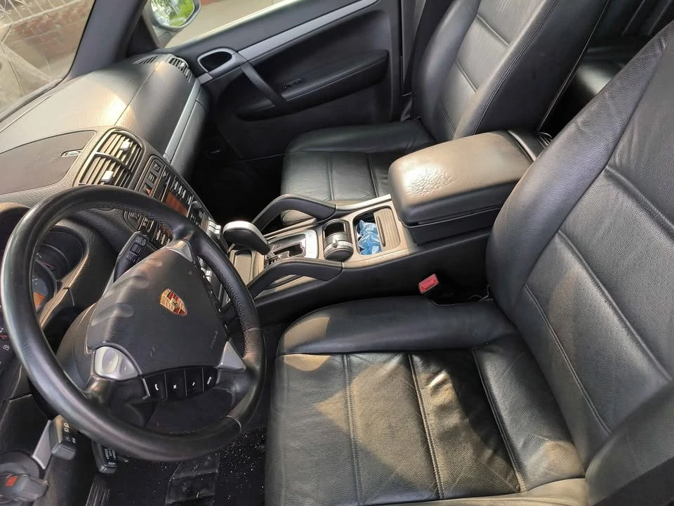 2010 Porsche 955/957 Cayenne - Image 8 of 8