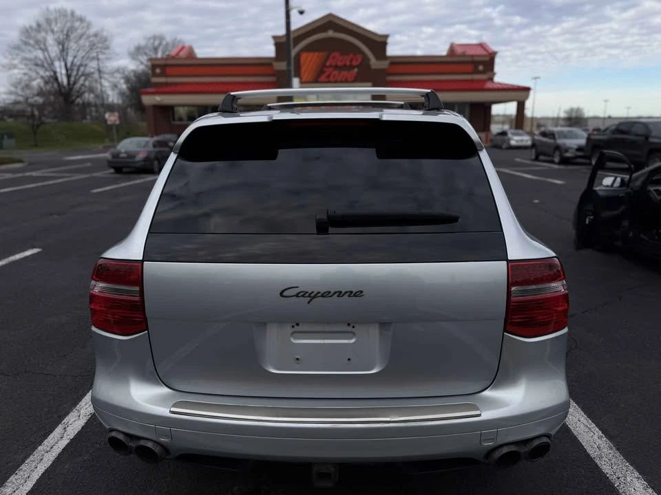 2010 Porsche 955/957 Cayenne - Image 4 of 20