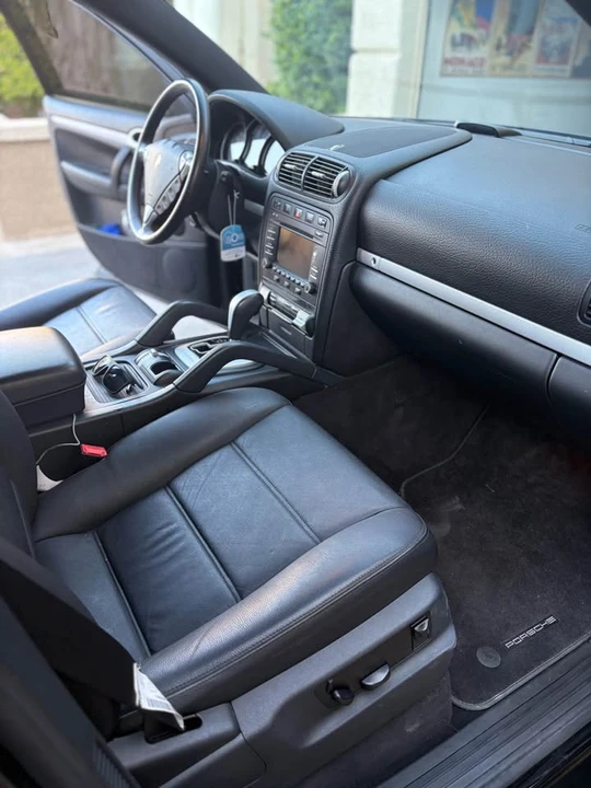 2010 Porsche 955/957 Cayenne - Image 13 of 18