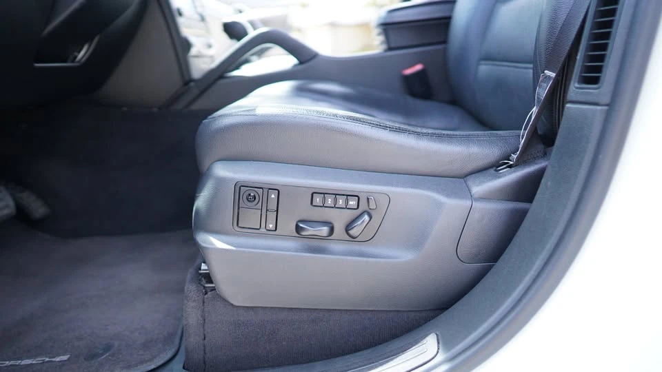 2010 Porsche 955/957 Cayenne - Image 17 of 20