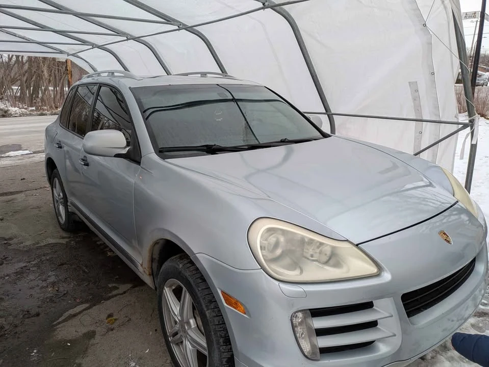2010 Porsche 955/957 Cayenne S - Image 2 of 8