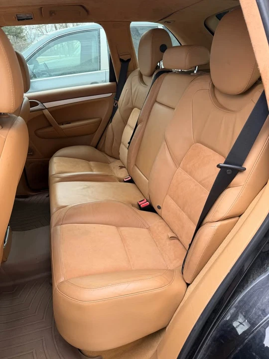 2010 Porsche 955/957 Cayenne GTS - Image 14 of 15