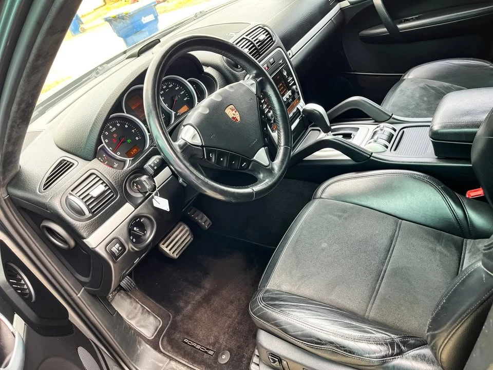 2010 Porsche 955/957 Cayenne GTS - Image 8 of 20