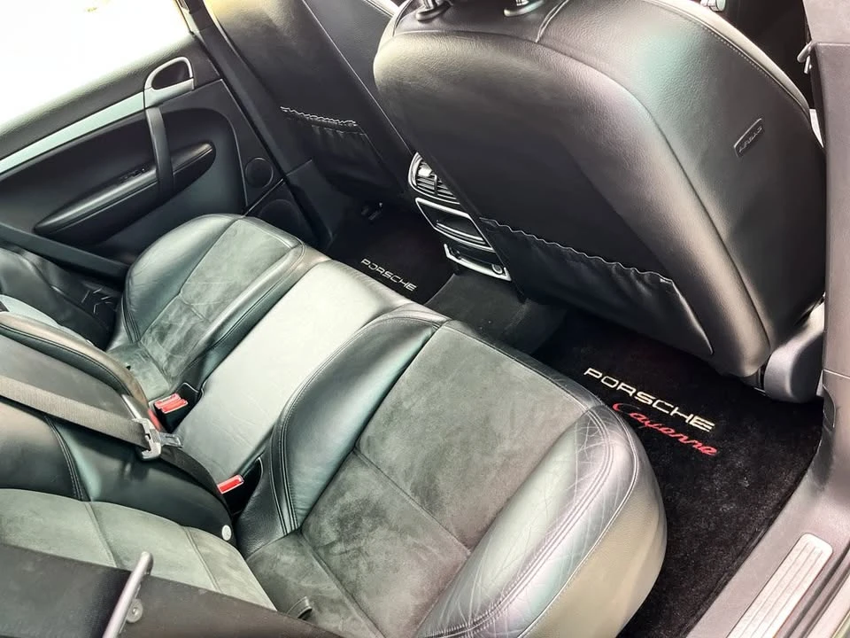 2010 Porsche 955/957 Cayenne GTS - Image 15 of 20