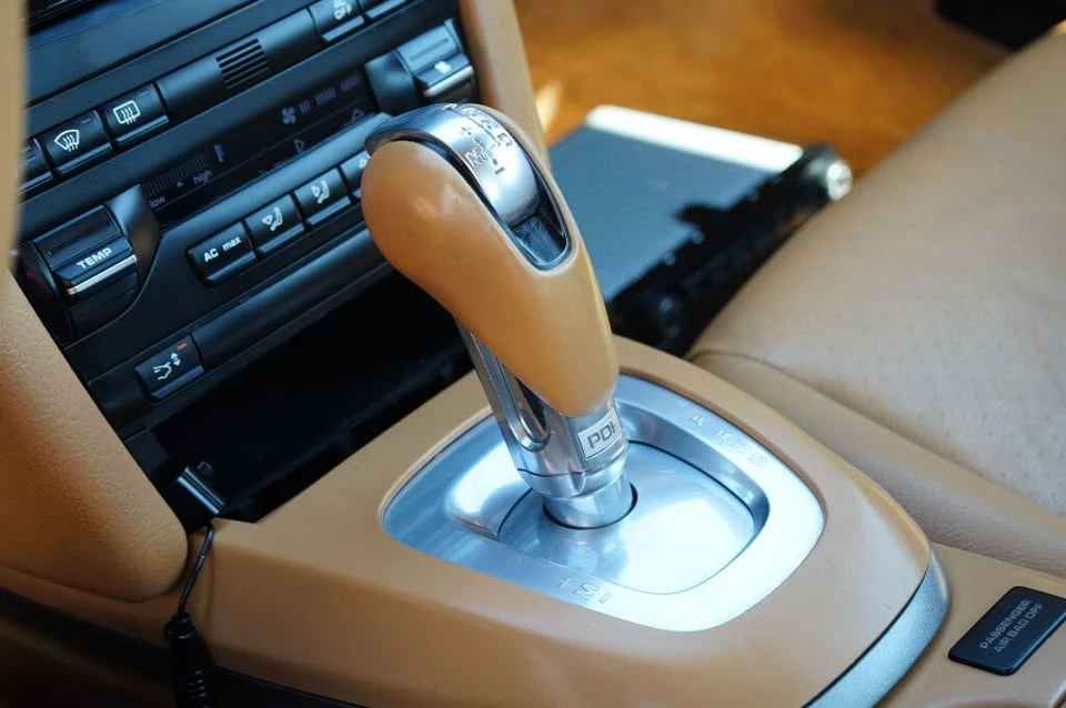 2010 Porsche 987 Cayman - Image 18 of 19